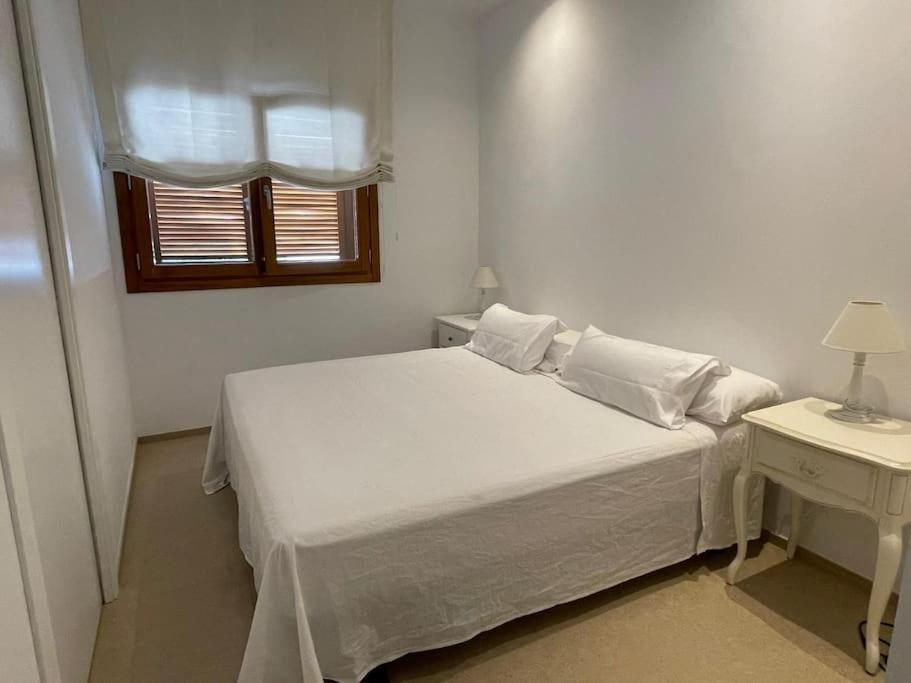 Apartamento Con Jardin Y Piscina En Córdoba Eksteriør bilde